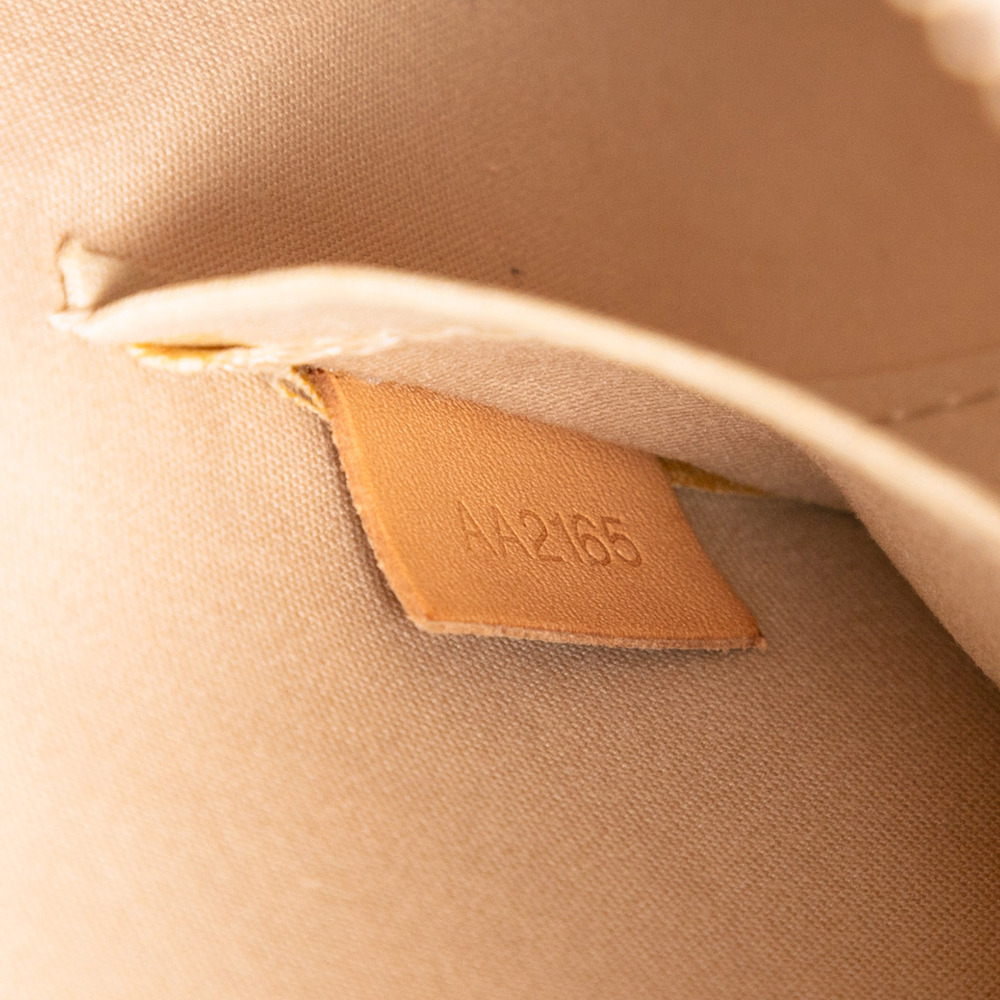 Pre-Loved Louis Vuitton Monogram Vernis Alma BB - Picture 6 of 7
